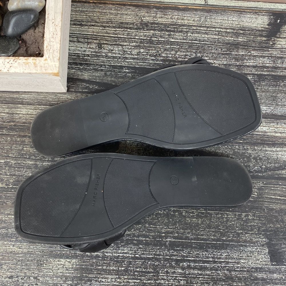 Marc Fisher Black Quilted Padded Flat Slip On Sandals 7.5 - Picture 4 of 6